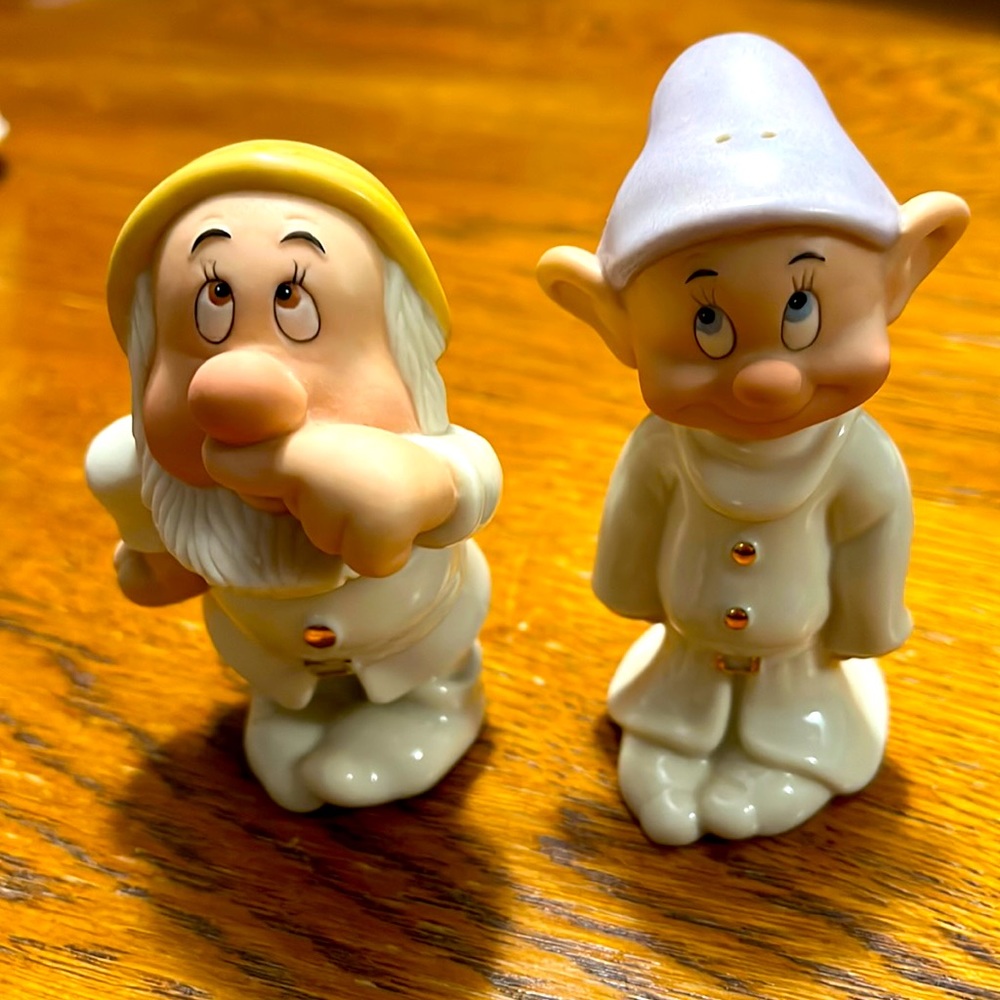 Lenox Disney salt & pepper shakers. Sneezy & Dopey. Perfect condition.